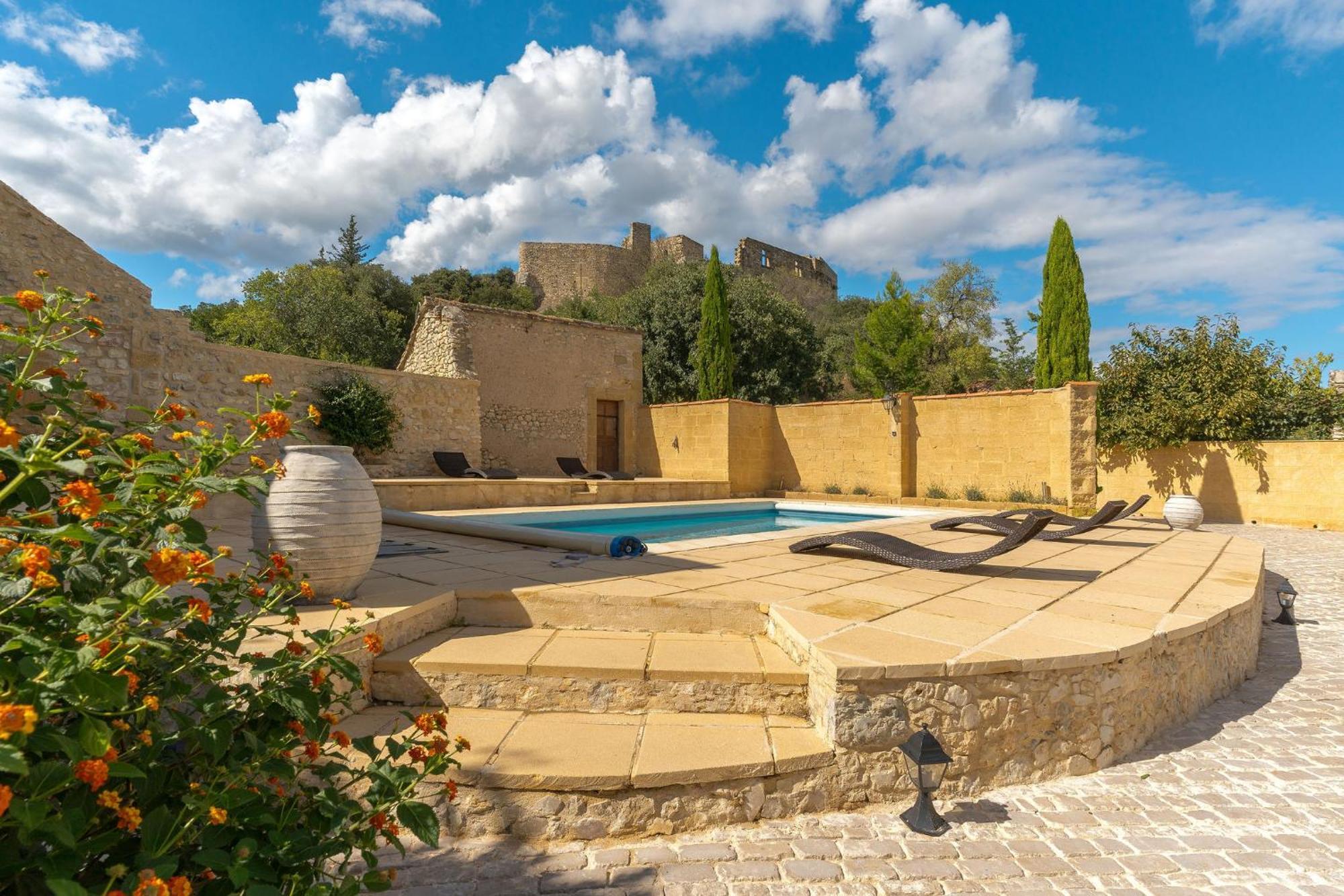 Les Calades Holiday home Ledenon